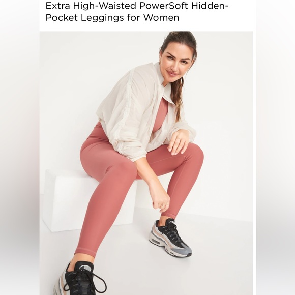 Extra high waisted powersoft hidden pocket leggings - Picture 2 of 8